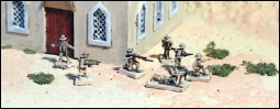 Infantry in Battle Poses Bush Uniform UK75